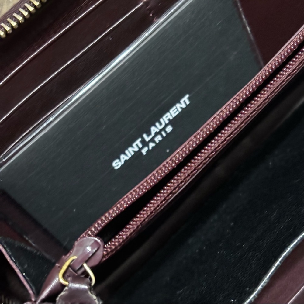 Saint Laurent Leather Continental
Wallet - Burgundy Wallet - Picture 9 of 16